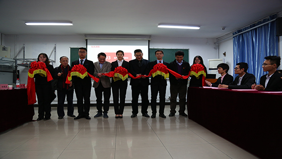 瘦猴探花
瘦猴探花
智能采矿创新班开班